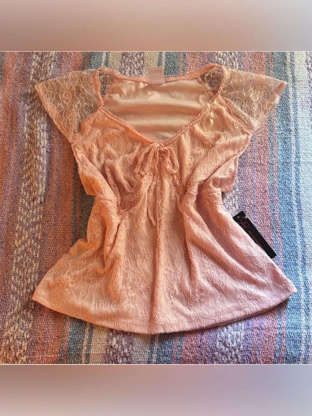 No boundaries Pink Lace Cap Sleeve Tie-Front Tank